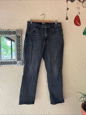 Kirkland Women’s Straight Jeans 🫶🏽 size 10